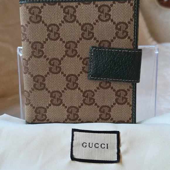 Gucci Beige and Brown GG Monogram Wallet - Picture 2 of 6
